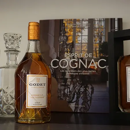 Cardinal Centre Hotell 3*