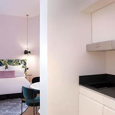 Otel Cardinal Centre 3*