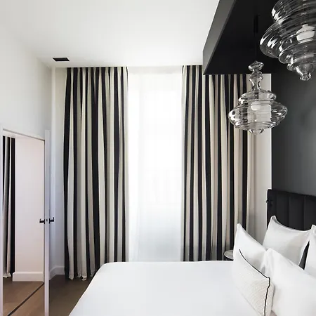 Cardinal Centre 3*