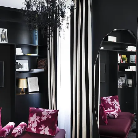 ホテル Cardinal Centre