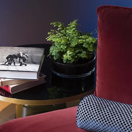 Hotel Cardinal Centre 3*