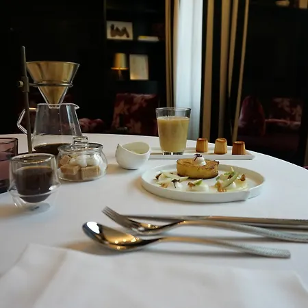 ホテル Cardinal Centre