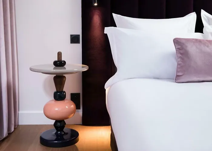 Hotel Cardinal Centre 3*