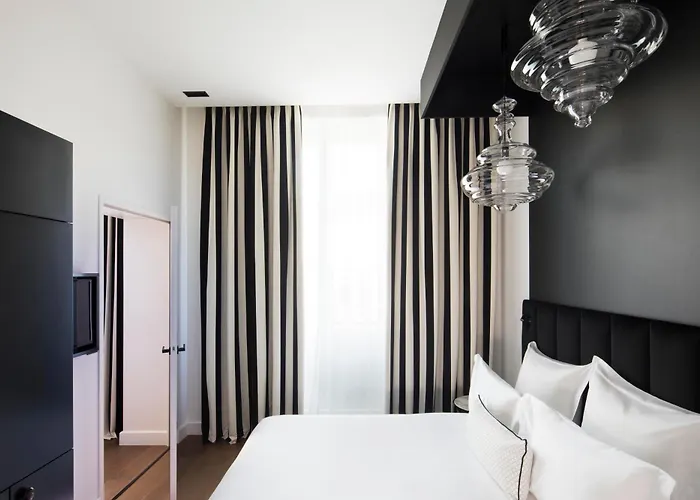 Cardinal Centre 3* Bordeaux