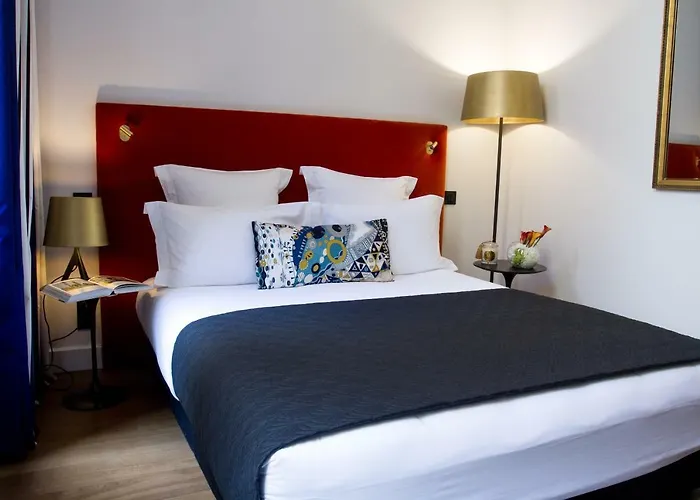 Cardinal Centre Hotel 3*