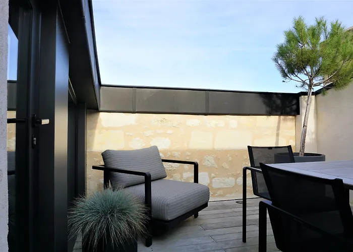 Cardinal Centre 호텔