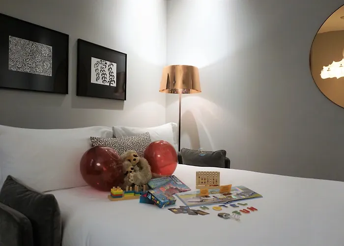 호텔 Cardinal Centre 3*